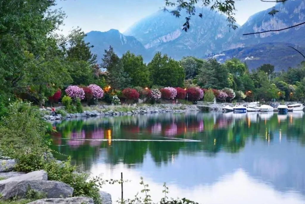 Villa Rosetta Tra Lago E Monti Pescate Ιταλία